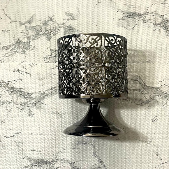 Bath & Body Works candle holder